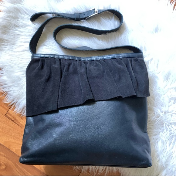 Marie Turnor Spacious The Ruffle Suede Leather Shoulder Bag - Picture 12 of 12